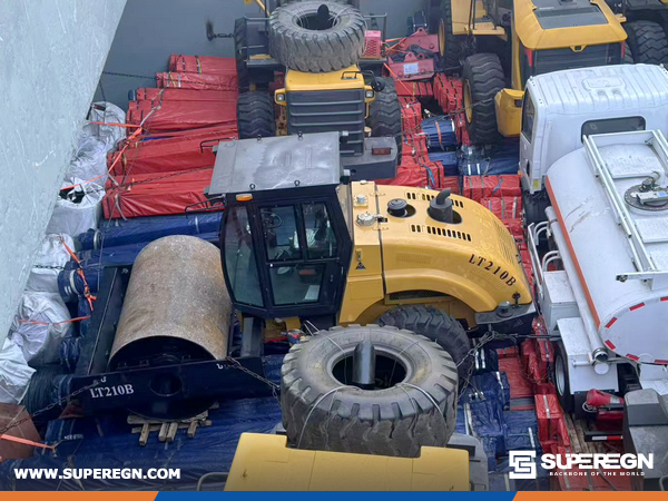 Senegal - 1 Unit LUTONG LT210B Road Roller