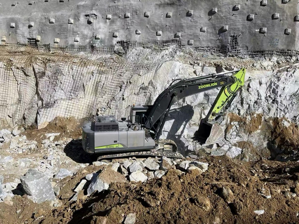 ZOOMLION Earthmoving Machinery Batch Delivery To Penang, Malaysia