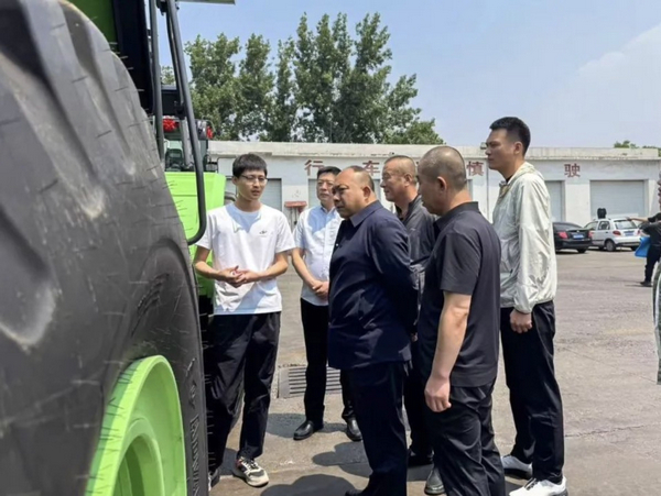 Global Leader! XCMG Methanol Mixed Loader Batch Delivery