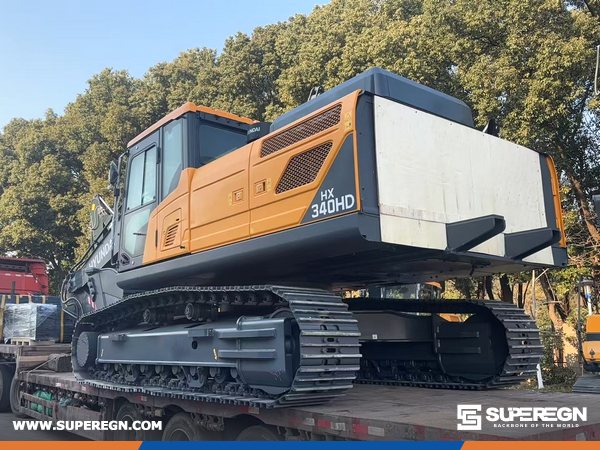 Algeria - 3 Units HYUNDAI HX340HD Crawler Excavator and Breaking Hammer