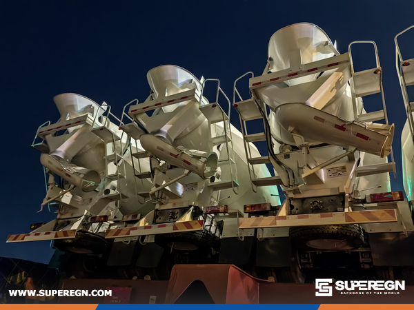 Algeria - 4 Units SHACMAN CLW5250GJBS3 Concrete Mixer