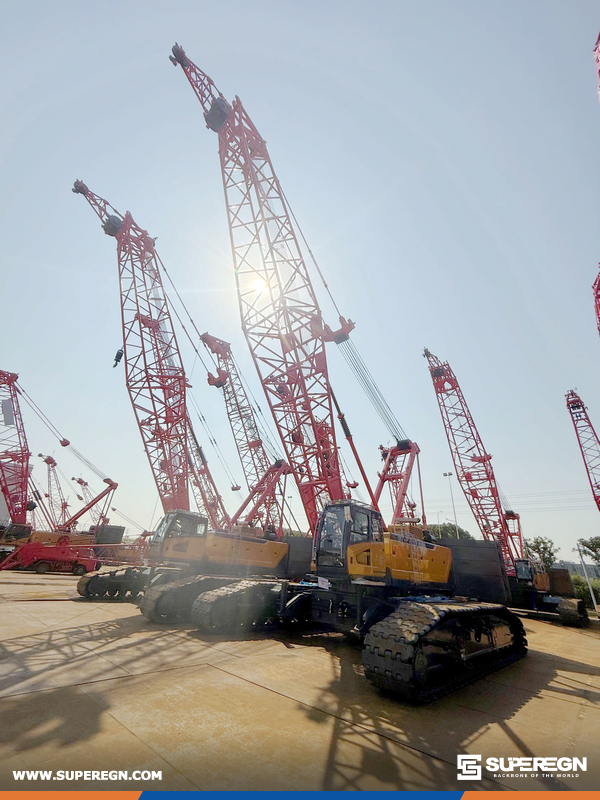 United Arab Emirates - 2 Units EVANGEL SCC1500A-8 Crawler Cranes