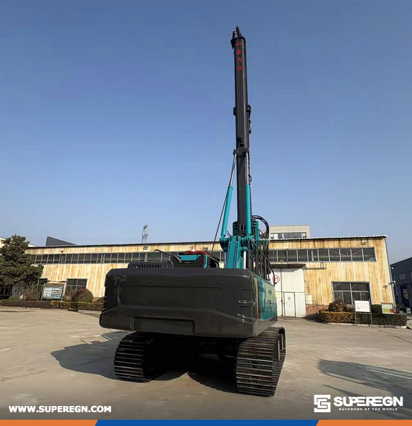 Chinese Clients Visited ENOMAC Office & SDLG Factory