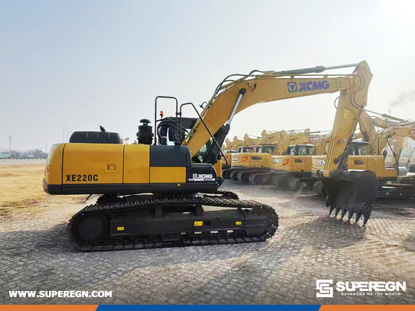 China - 3 Units XCMG XE220C Crawler Excavator