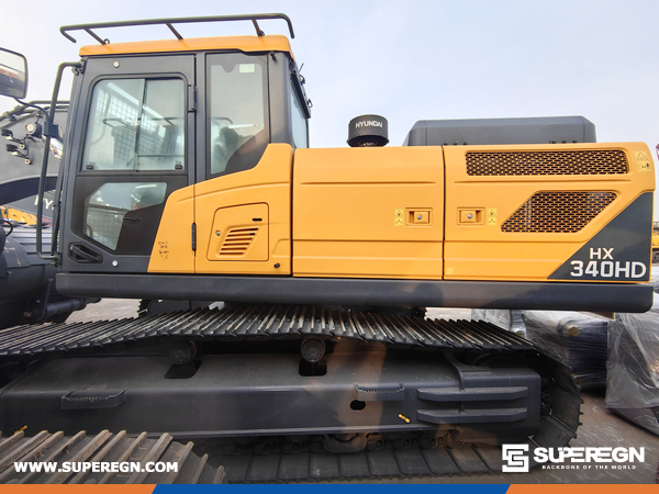 Algeria - 1 Unit HYUNDAI HX340HD Crawler Excavator