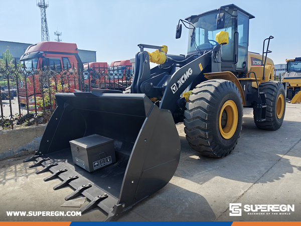 Algeria - 1 Unit XCMG XC958 Wheel Loader