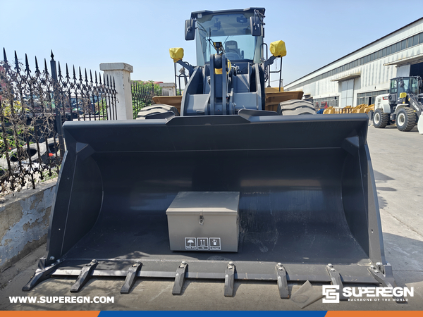 Algeria - 1 Unit XCMG XC958 Wheel Loader