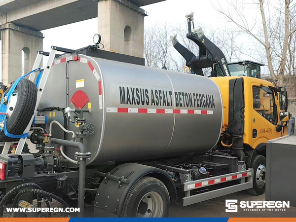 Uzbekistan - 1 Unit XCMG XLS305A Asphalt Distributor