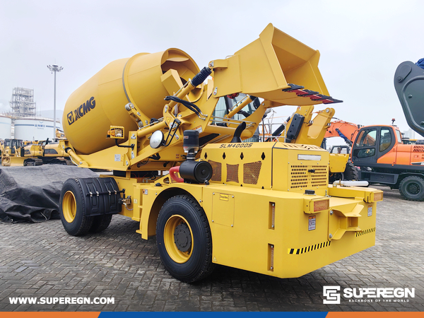 Algeria - 1 Unit XCMG SLM4000S Self Loading Mixer
